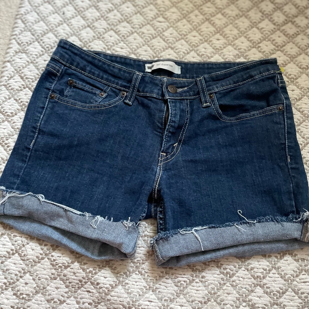 Levi’s 518 Super Low Short